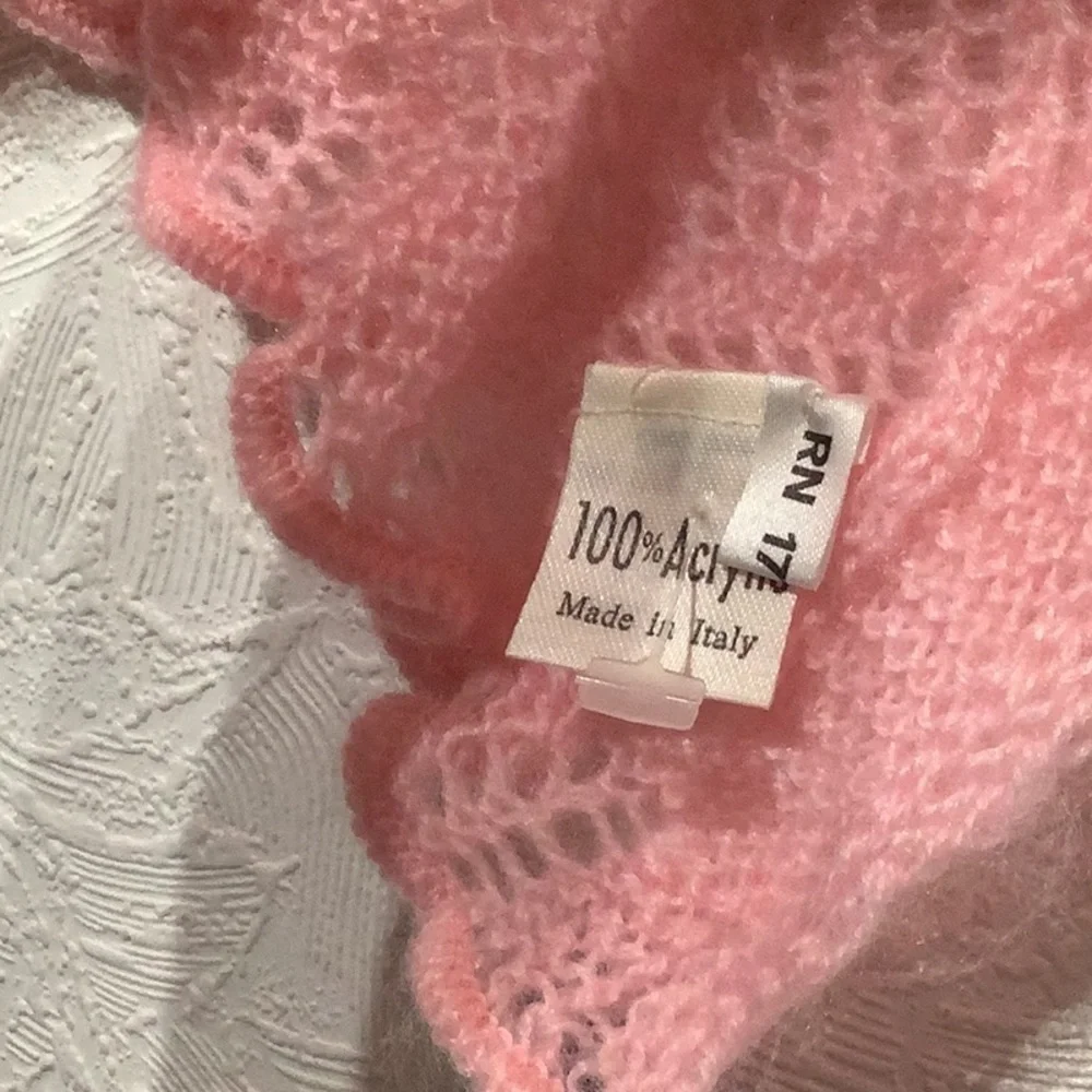 Woodward NWT - rich baby pink scalloped trim soft, cozy SCARF - ~ 20 x 66 IN